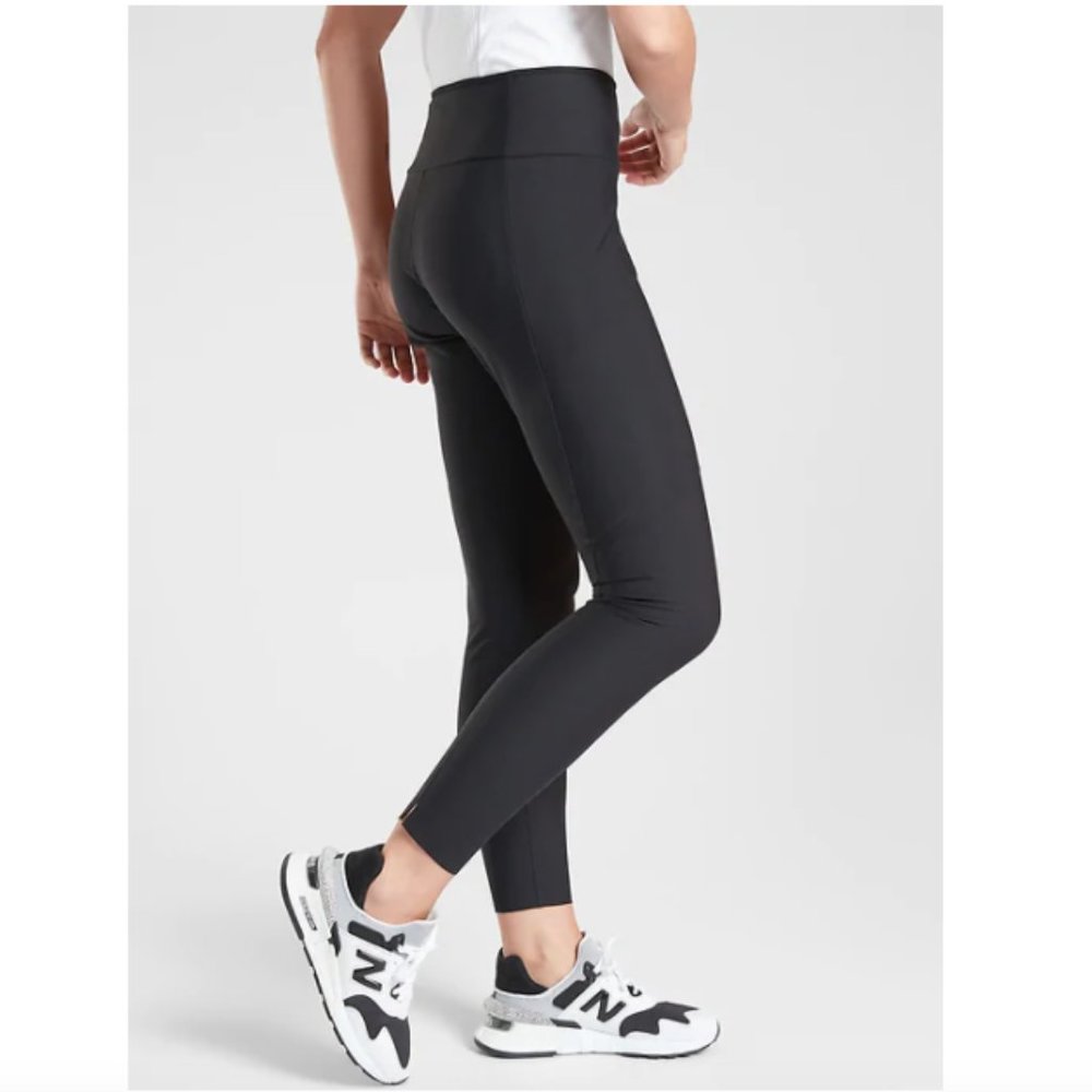 NWT ATHLETA Stellar City Tight